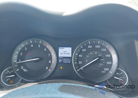 2016 Infiniti Q70 3.7 z USA, uszkodzony, nr VIN JN1BY1AP0GM220005